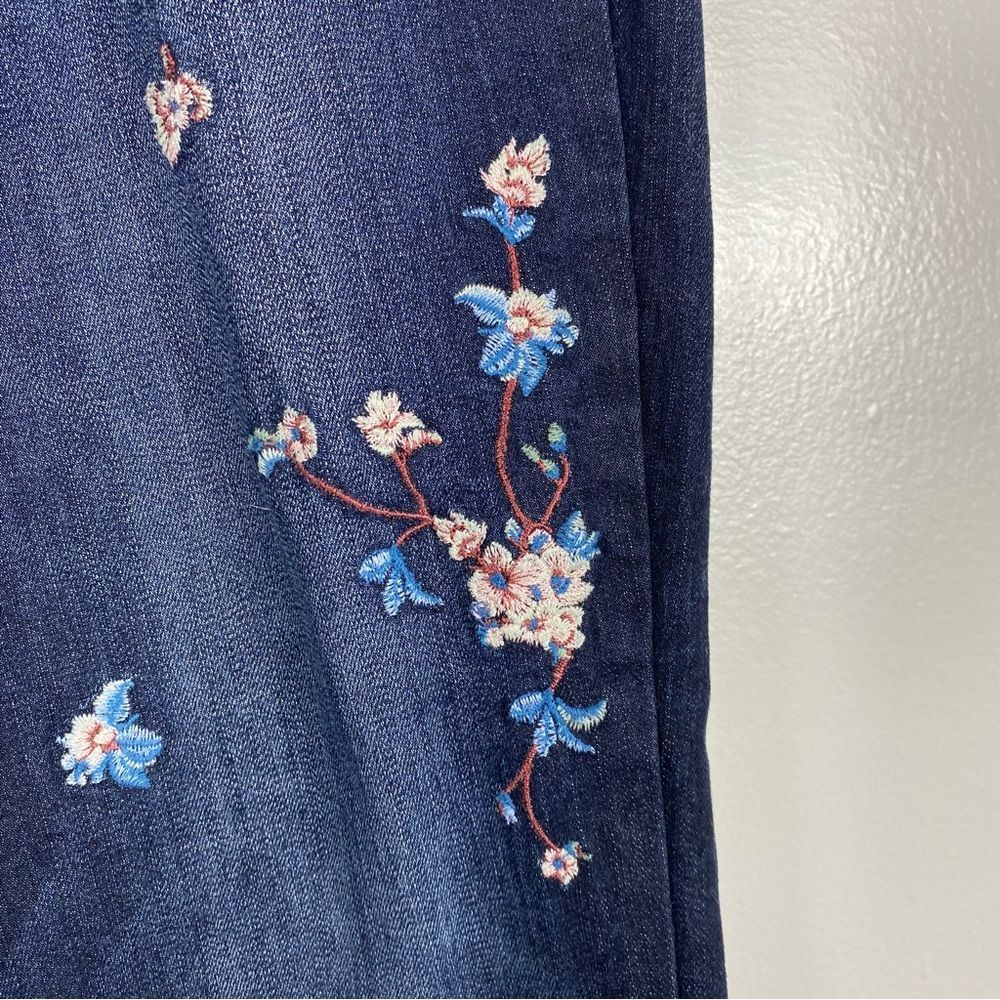 WHBM Cherry blossom tapered leg jeans sz 12 - Picture 4 of 7